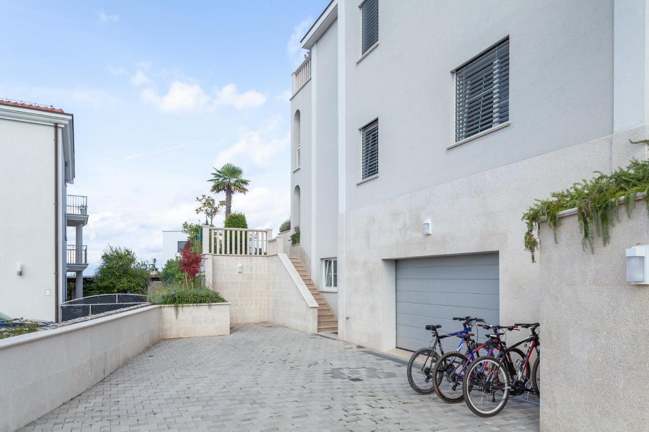 Luxury Apartments Vila Carissa Malinska Exteriör bild